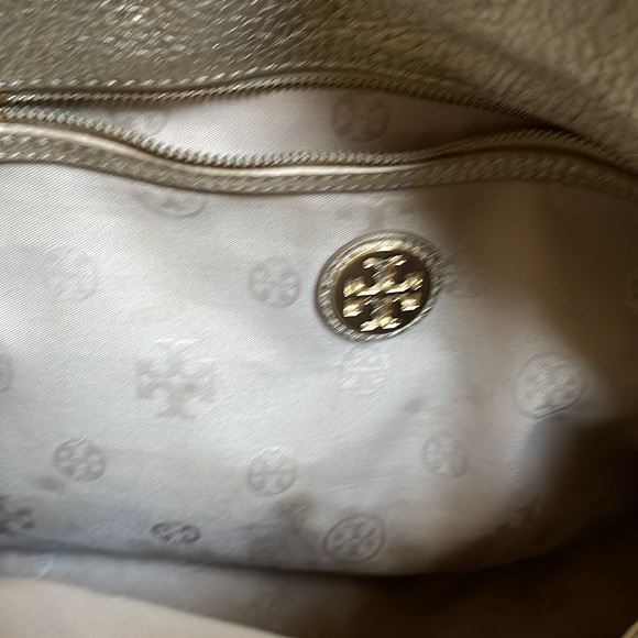 Gold Tory Burch Handbag 👜 - Picture 7 of 17
